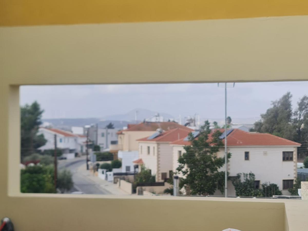 Top Floor 1 Bdrm Aprtrmnt Apartamento Dromolaxia Exterior foto