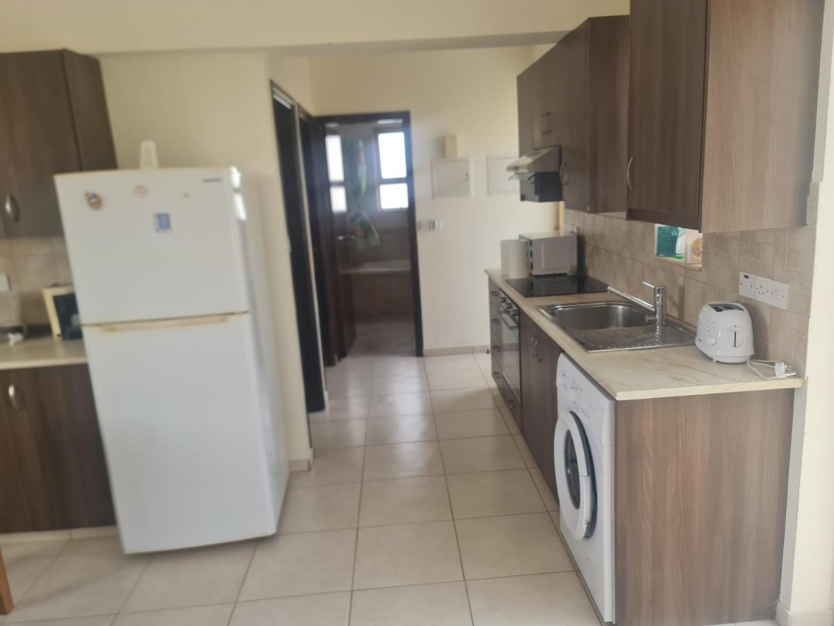 Top Floor 1 Bdrm Aprtrmnt Apartamento Dromolaxia Exterior foto