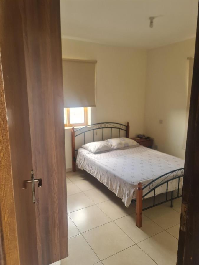 Top Floor 1 Bdrm Aprtrmnt Apartamento Dromolaxia Exterior foto